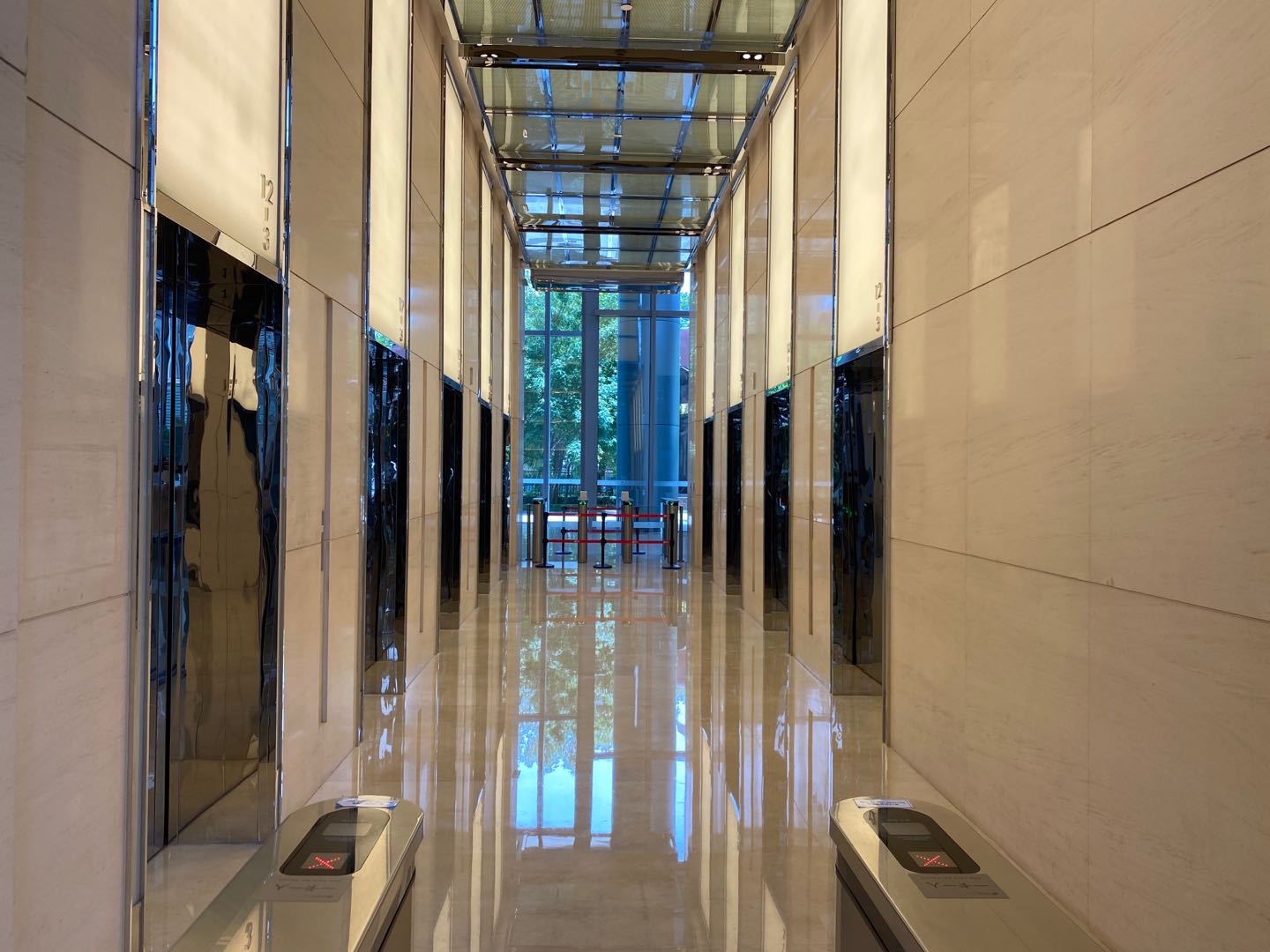 FFC大厦出租房源实拍图2